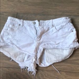 Mid Saturday shorts.